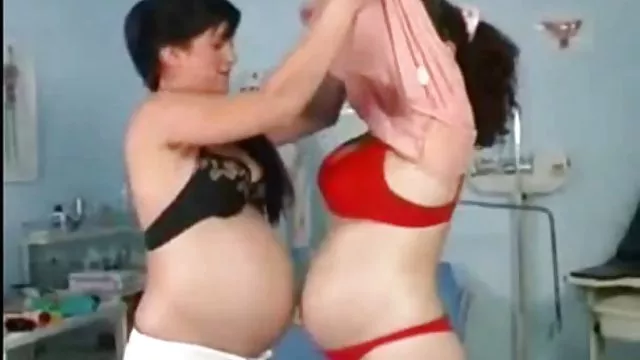 Darmowe porno bez rejestracji Wysoka blondynka i masturbacja w amatorskie filmy erotyczne polskie publicznym parku